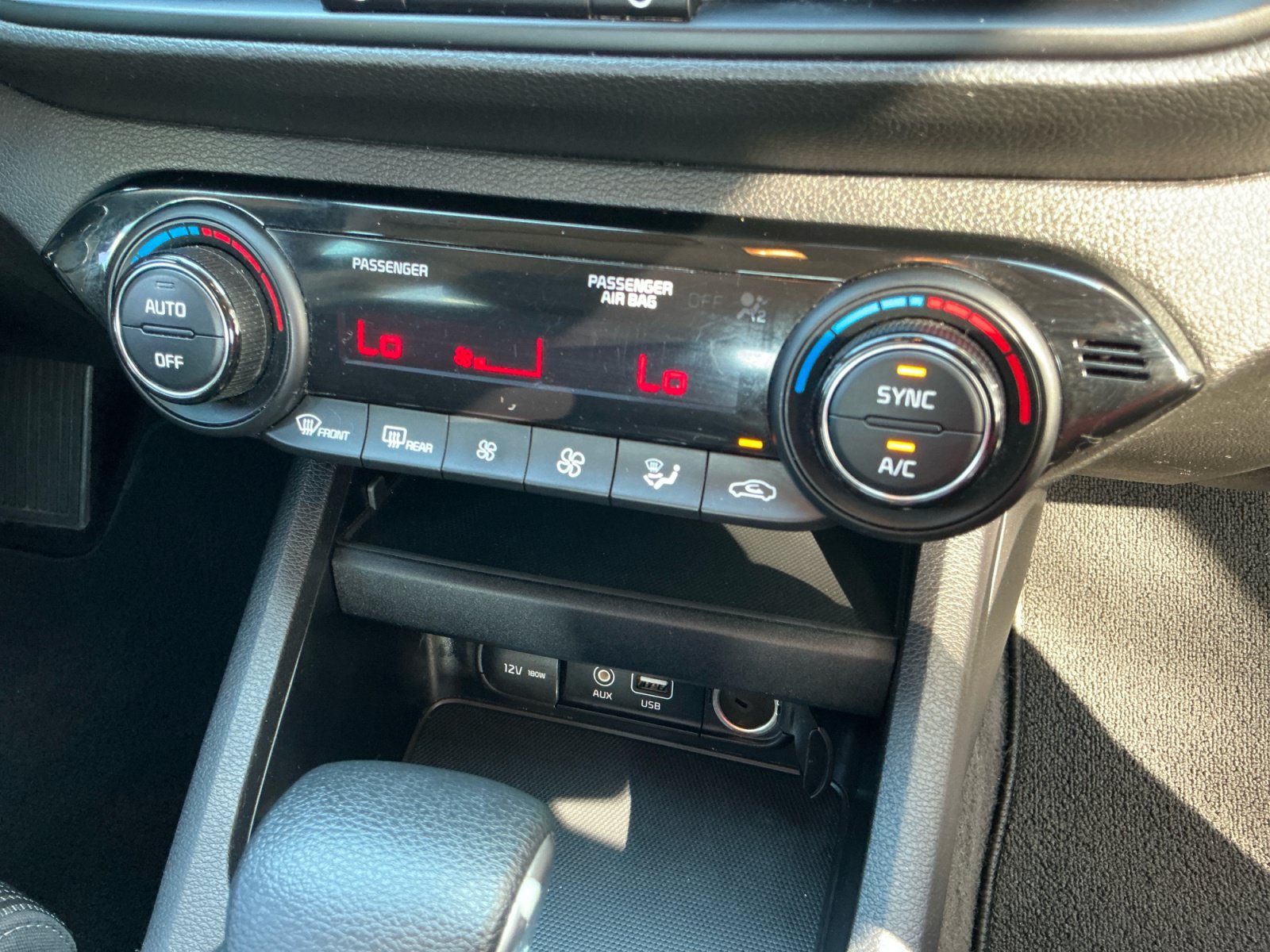 Used 2019 Kia Forte LXS FWD image 31