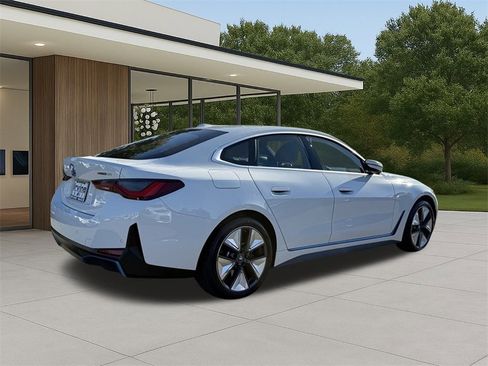 Certified 2024 BMW i4 eDrive35 w/ Convenience Package image 7
