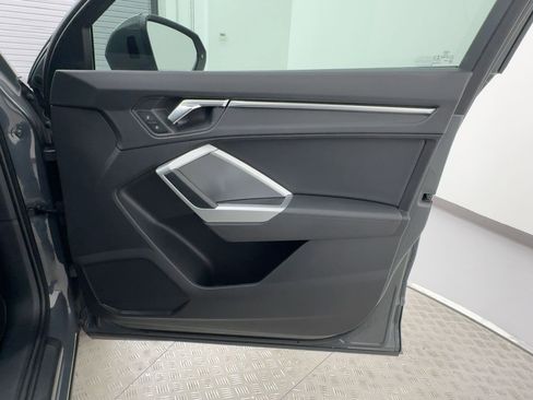 Used 2020 Audi Q3 2.0T Premium w/ Convenience Package image 31