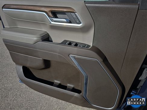 Used 2022 Chevrolet Silverado 1500 LT w/ Z71 Off-Road Package image 25