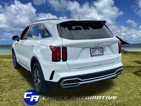 Used 2023 Kia Sorento EX image 5