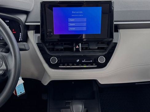 Used 2026 Toyota Corolla Cross L image 38