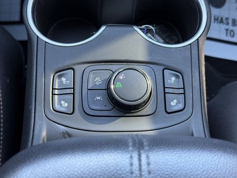 Used 2020 GMC Terrain SLT w/ Preferred Package image 19