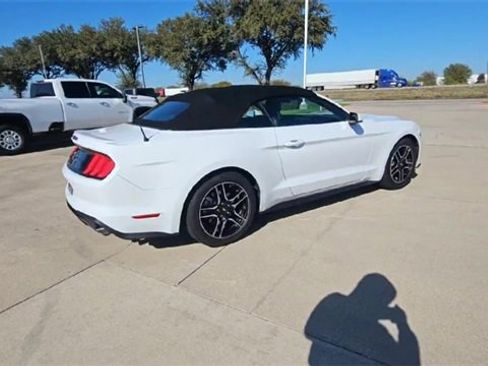 Used 2023 Ford Mustang Premium image 8