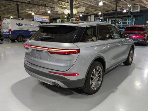 Used 2023 Lincoln Corsair AWD w/ Equipment Group 101A image 7
