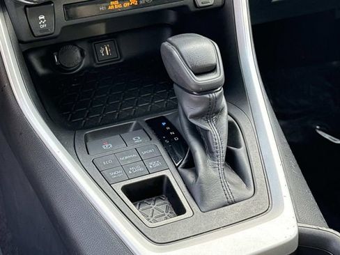 Used 2023 Toyota RAV4 XLE image 22