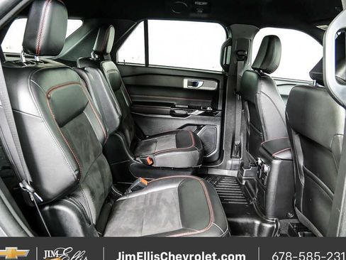Used 2023 Ford Explorer ST-Line w/ Class IV Trailer Tow Package RWD image 22