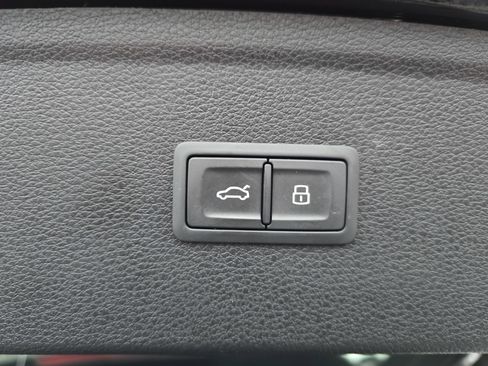 Used 2019 Audi Q5 2.0T Premium Plus w/ Premium Plus Package image 13