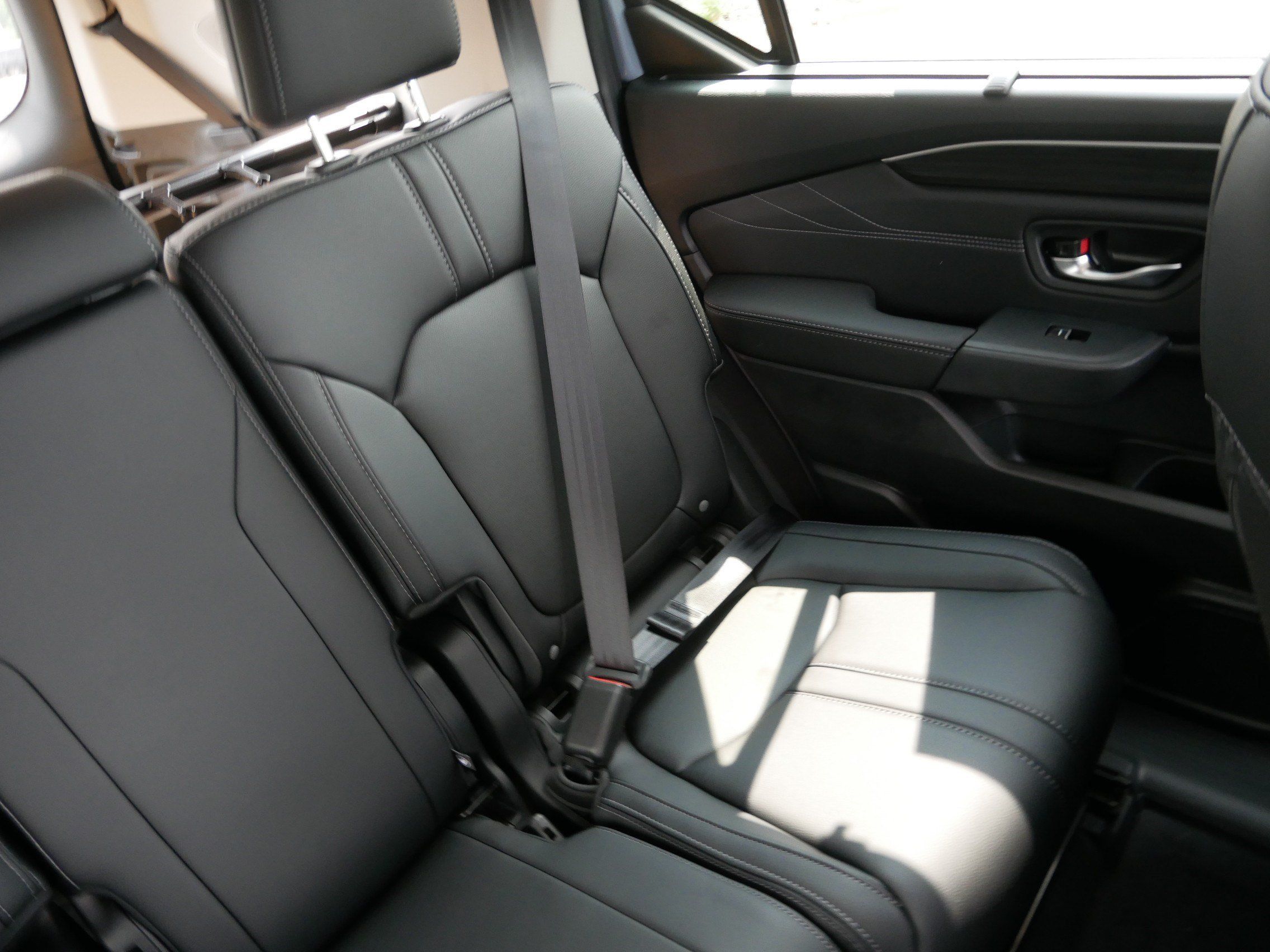 New 2026 Honda Pilot Touring image 14