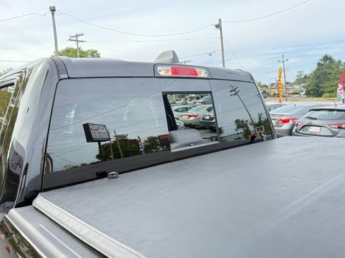 Used 2019 RAM 1500 Big Horn image 32