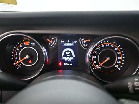Used 2022 Jeep Wrangler Willys image 9