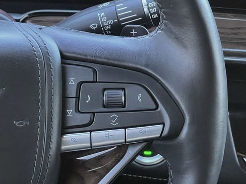 Certified 2024 Cadillac Escalade Sport Platinum image 15