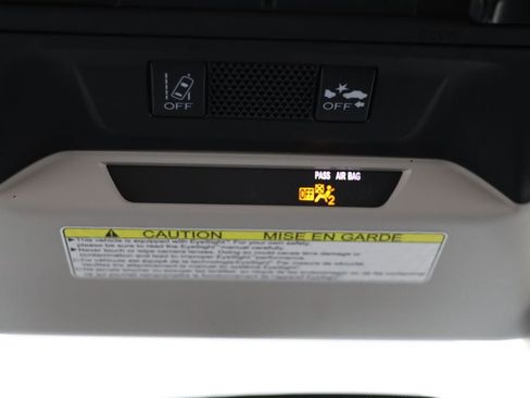 Used 2019 Subaru Impreza 2.0i w/ Eyesight image 25