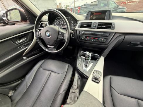 Used 2015 BMW 320i xDrive Sedan AWD/4WD image 3