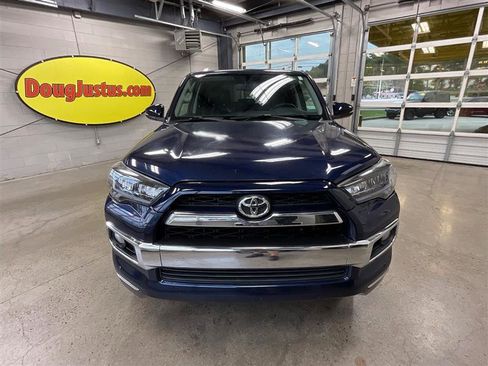 Used 2015 Toyota 4Runner Limited AWD/4WD image 8
