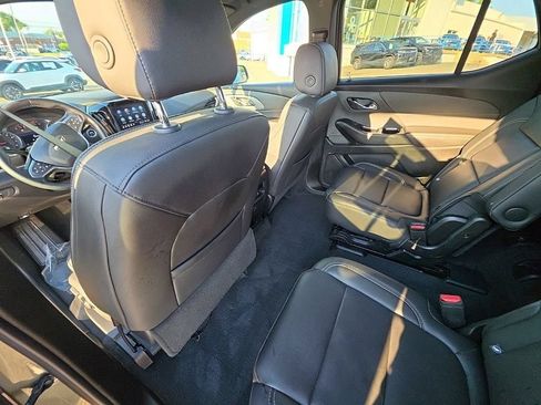 Used 2023 Chevrolet Traverse LT w/ LPO, Floor Liner Package AWD/4WD image 24