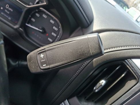 Used 2020 GMC Sierra 1500 Elevation w/ Elevation Value Package image 15