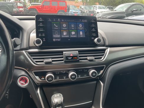 Used 2020 Honda Accord Sport image 15