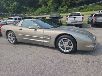 Used 2000 Chevrolet Corvette Coupe w/ Roof Pkg