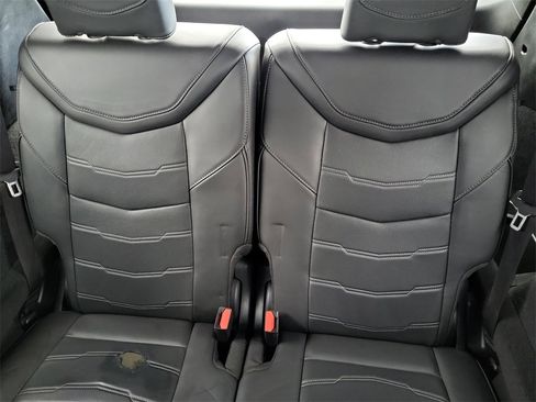 Used 2021 Cadillac XT6 Sport w/ Platinum Package image 16