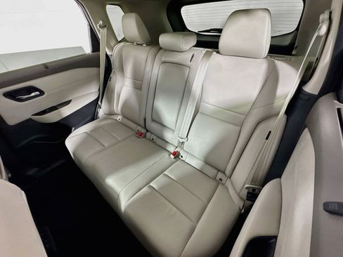 Used 2024 Nissan Rogue SL w/ SL Premium Package AWD/4WD image 23