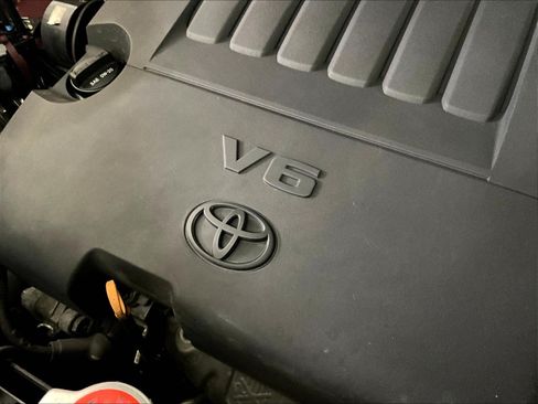 Used 2016 Toyota Highlander Limited AWD/4WD image 32