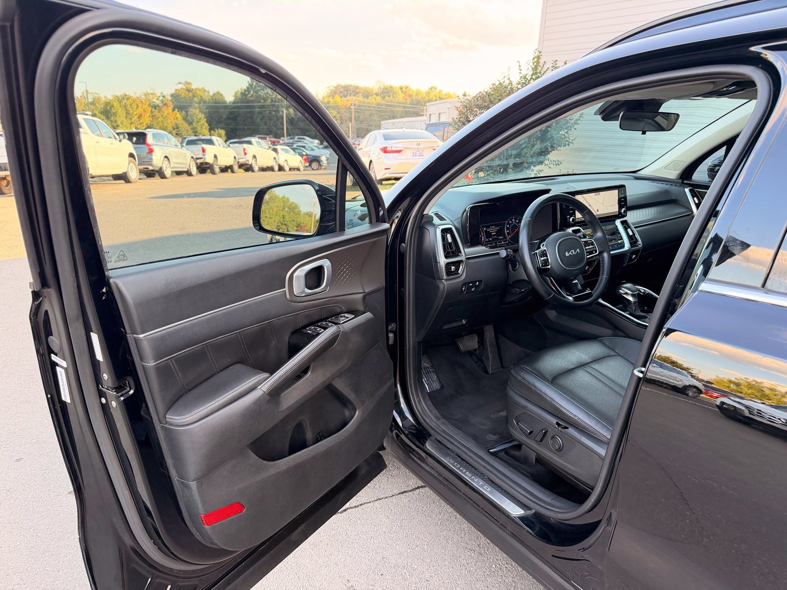 Used 2022 Kia Sorento SX AWD/4WD image 14