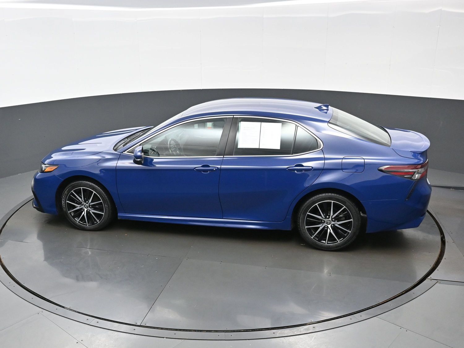 Used 2024 Toyota Camry SE FWD image 36