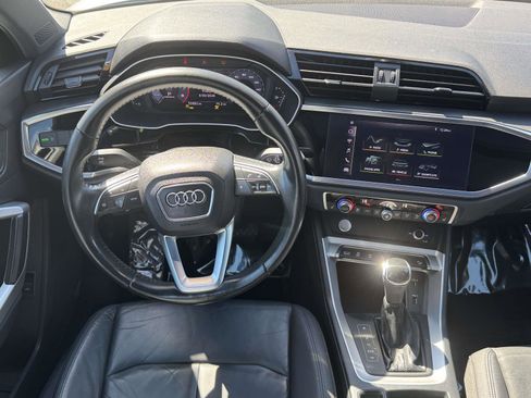 Used 2019 Audi Q3 2.0T Premium w/ Convenience Package AWD/4WD image 30