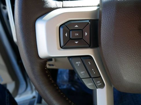 Used 2019 Ford F150 Lariat w/ Equipment Group 502A Luxury AWD/4WD image 28