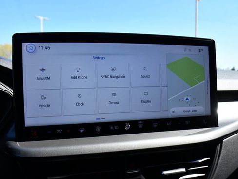 Used 2023 Ford Escape Active w/ Tech Pack #2 AWD/4WD image 34