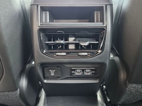 New 2026 Jeep Grand Cherokee Laredo X AWD/4WD image 24