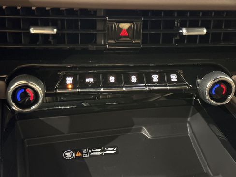 New 2026 Chevrolet Tahoe High Country AWD/4WD image 22