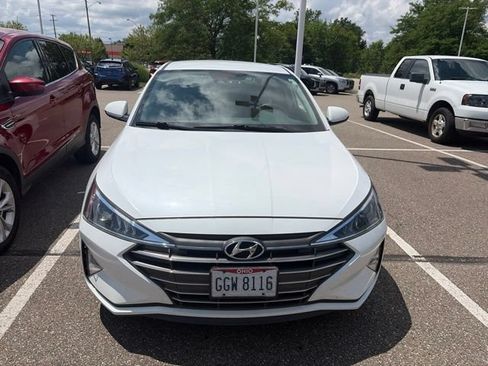 Used 2020 Hyundai Elantra SE w/ Cargo Package (C1) FWD image 4