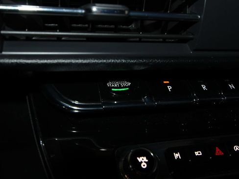 Used 2025 Lincoln Corsair FWD image 13