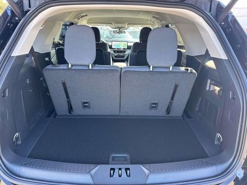 New 2026 Ford Explorer Active image 10