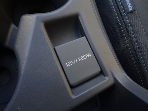 Used 2024 Subaru Crosstrek 2.0i AWD/4WD image 24