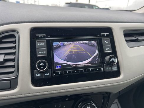 Used 2016 Honda HR-V LX image 13