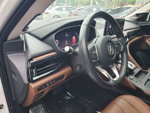 Used 2025 Acura MDX w/ Technology Package FWD image 16