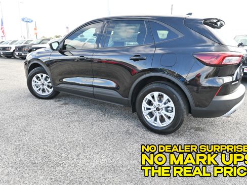 New 2026 Ford Escape Active w/ Tech Pack #1 FWD image 8