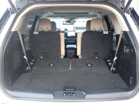 Used 2020 Ford Explorer Limited w/ Class III Trailer Tow Package image 38