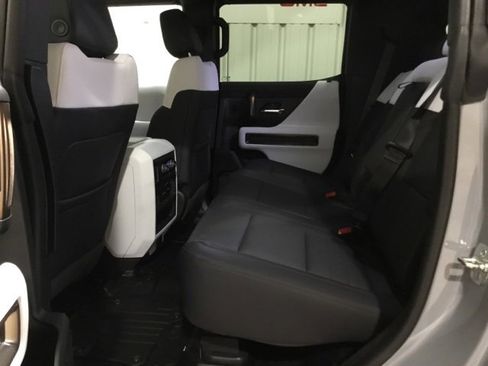 New 2025 GMC Hummer EV 3X image 46