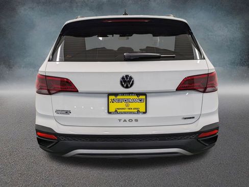 Used 2022 Volkswagen Taos S image 5