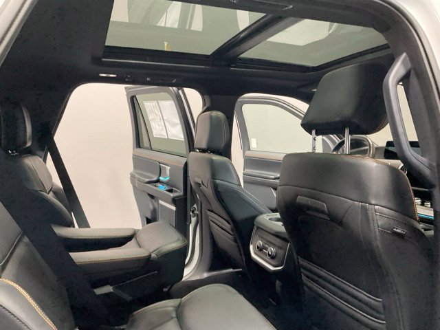 Used 2025 Ford Expedition Tremor AWD/4WD image 26