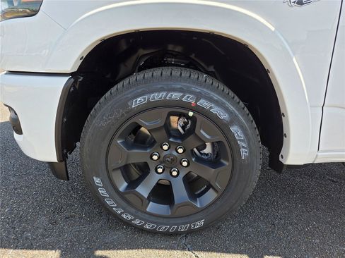 New 2026 RAM 1500 Big Horn AWD/4WD image 35
