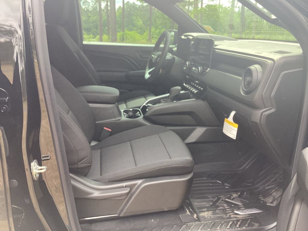 New 2026 Chevrolet Colorado W/T w/ WT Custom Package RWD image 19