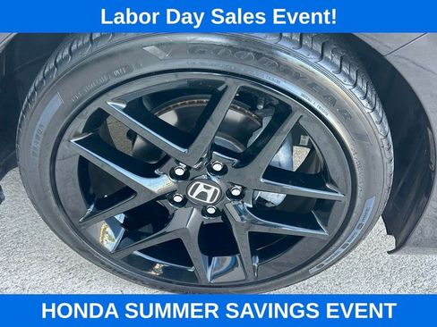 Used 2024 Honda Civic Sport image 4
