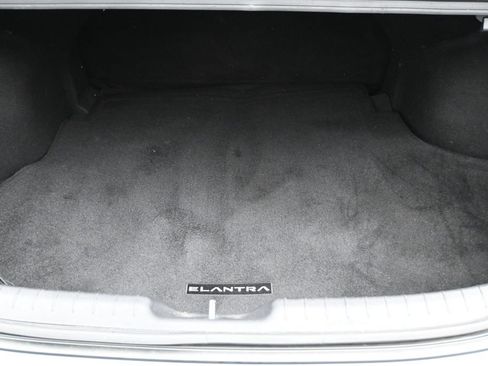 Used 2025 Hyundai Elantra Sport FWD image 14