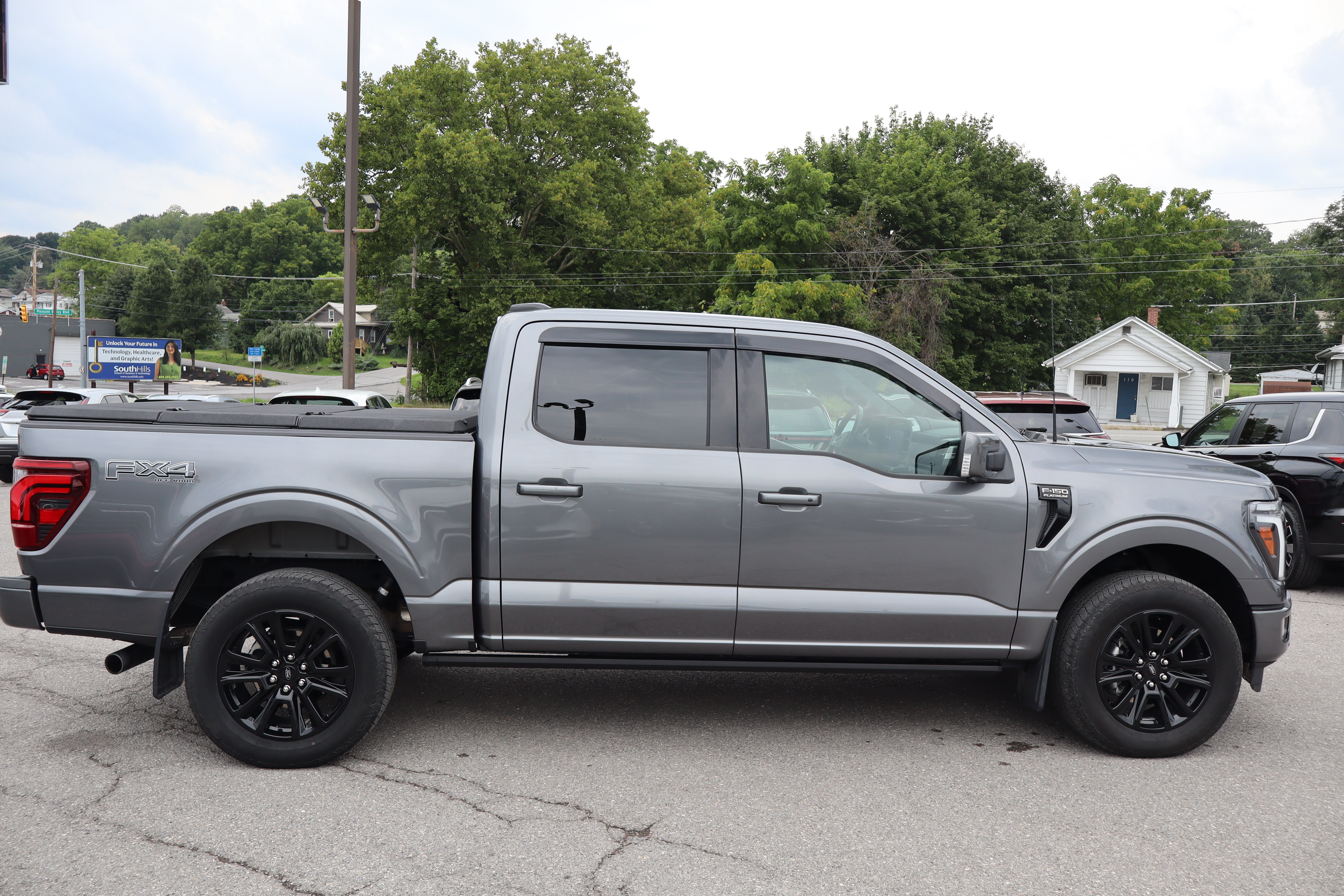 Used 2025 Ford F150 Platinum w/ Equipment Group 702A High AWD/4WD image 3
