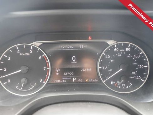 Used 2025 Nissan Rogue S FWD image 18